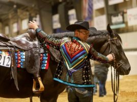 EC Photo of the Day – Jacket Auction for Hurricane Victims