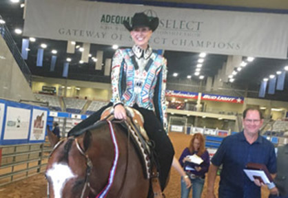 Roberts, Mullikin, and Blyth Top Western Pleasure at Select World Show